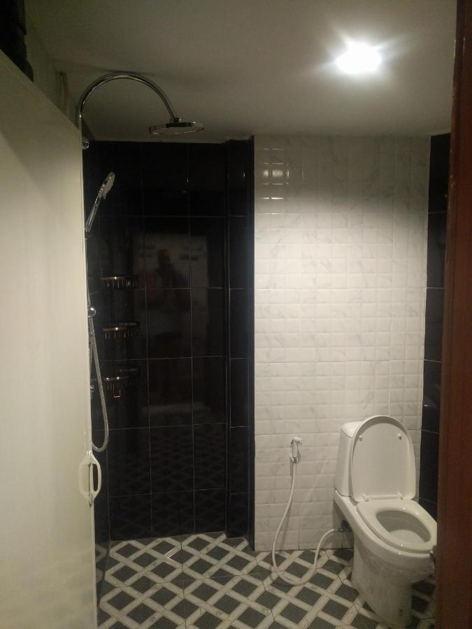 Gw Guesthouse Pattaya Exteriör bild